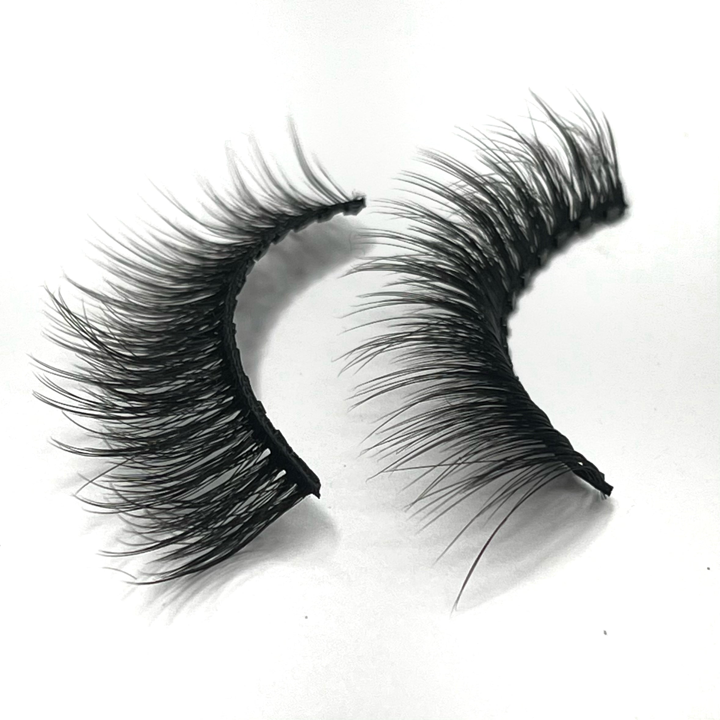BeautifulMe®️ Adjustable Magnetic Eyelash and Eyeliner Duo "MYSTERIOUSME"