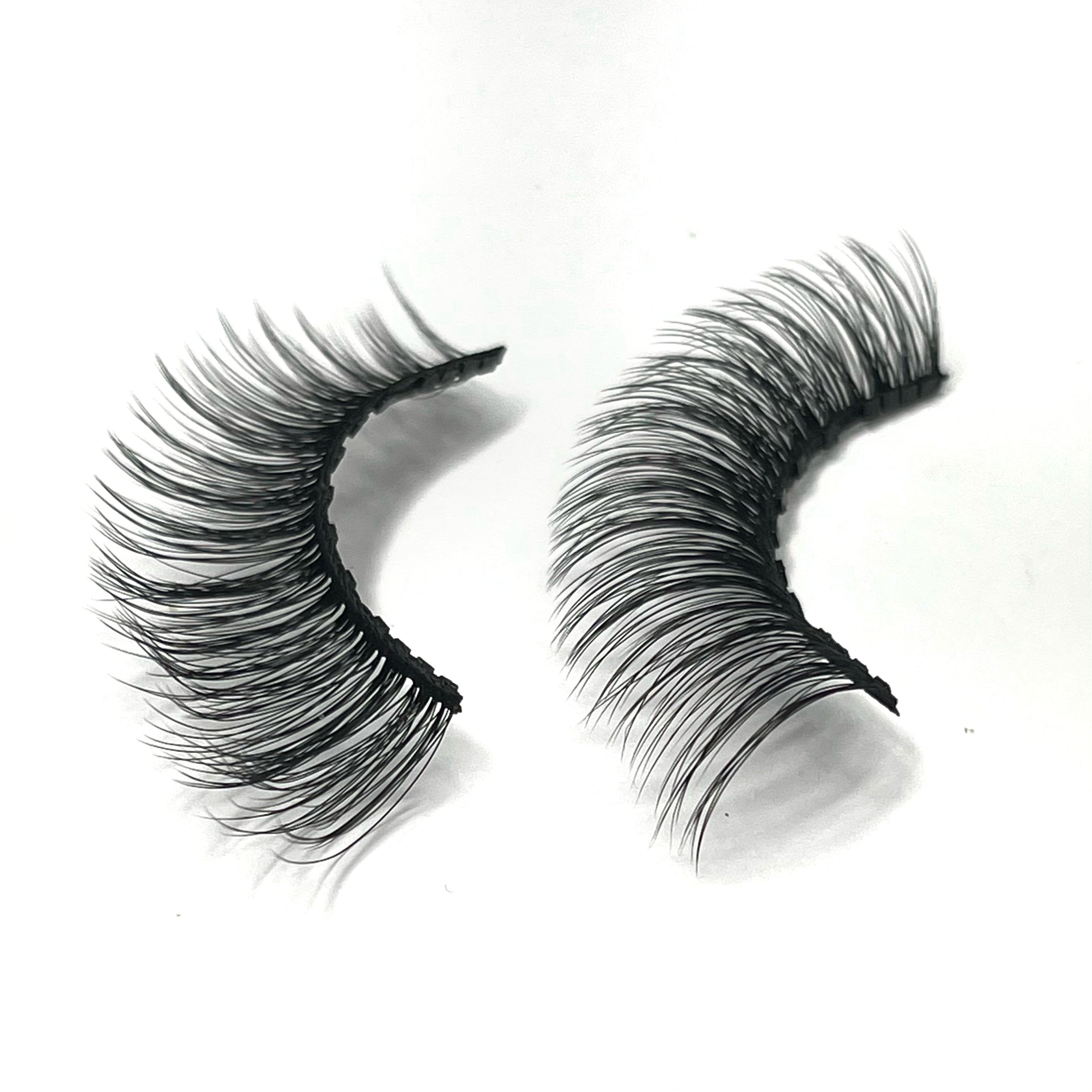 BeautifulMe® Adjustable Magnetic Eyelash and Eyeliner Duo "AMBITIOUSME"
