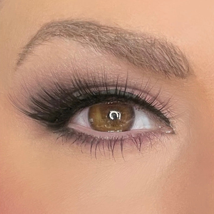 BeautifulMe®️ Adjustable Magnetic Eyelash and Eyeliner Duo "SASSYME"